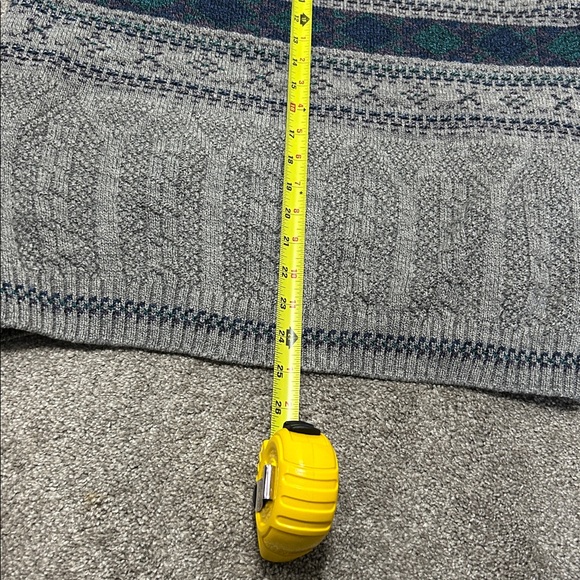 Vintage Knit Patterned PDX Sweater - Picture 5 of 5